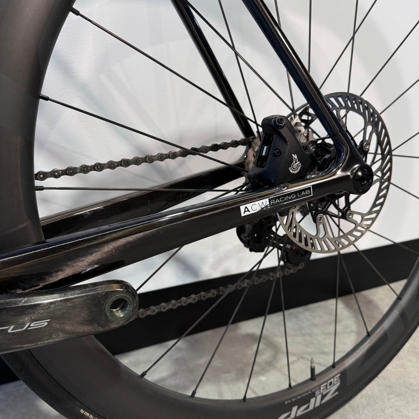 Angel Works Voss Record Black 51 (RD510006). Detalle vaina