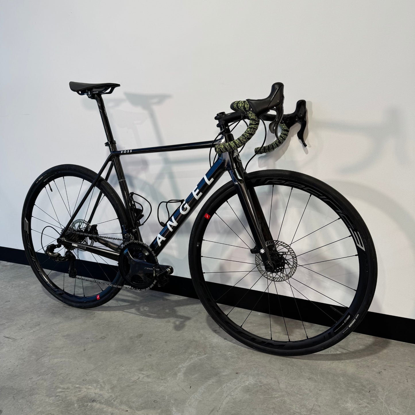 Angel Works Voss Record Black 54