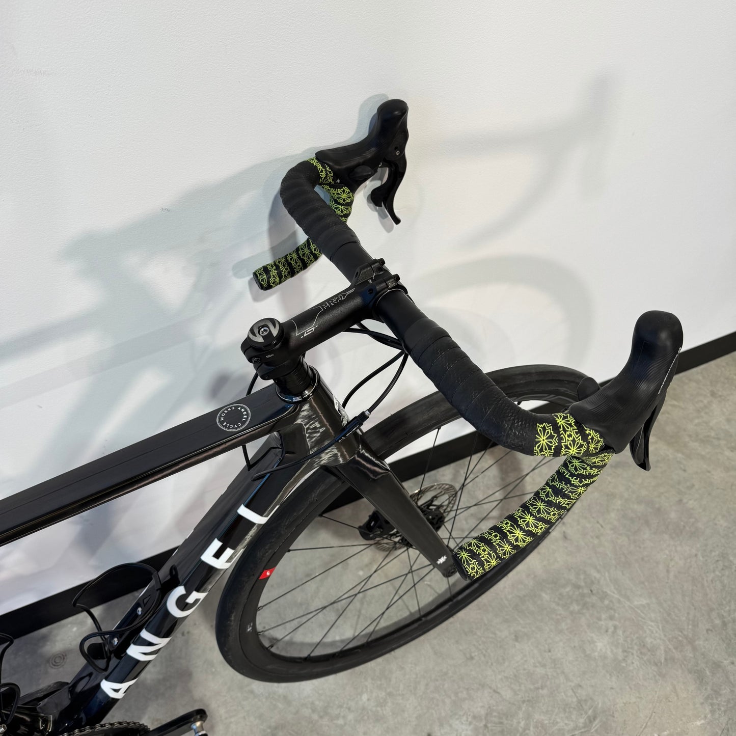Angel Works Voss Record Black 54 (RD540011). Detalle Cuadro