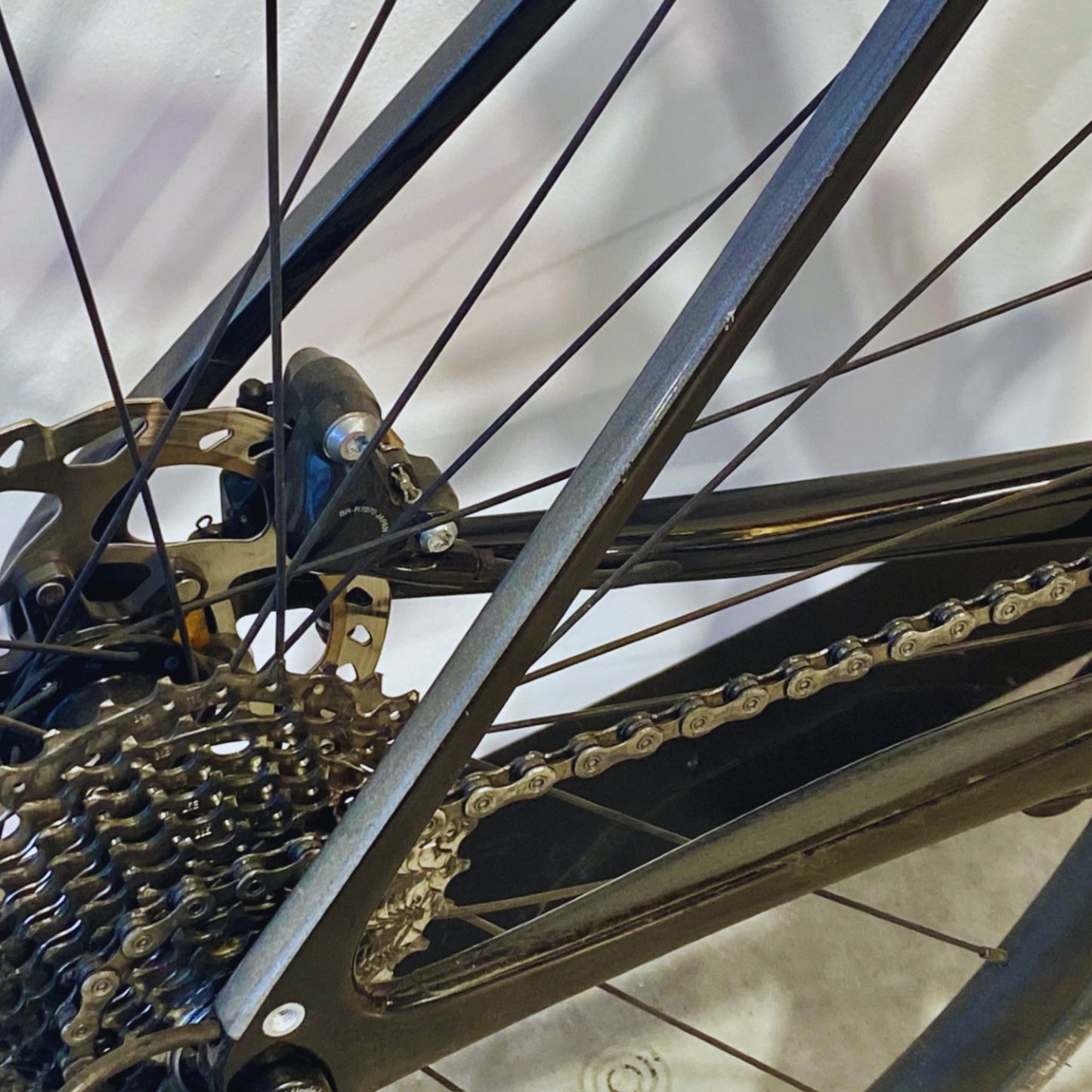 Cannondale Synapse Carbon 3 L Black Pearl 56 (TD03666). Detalle Tirante