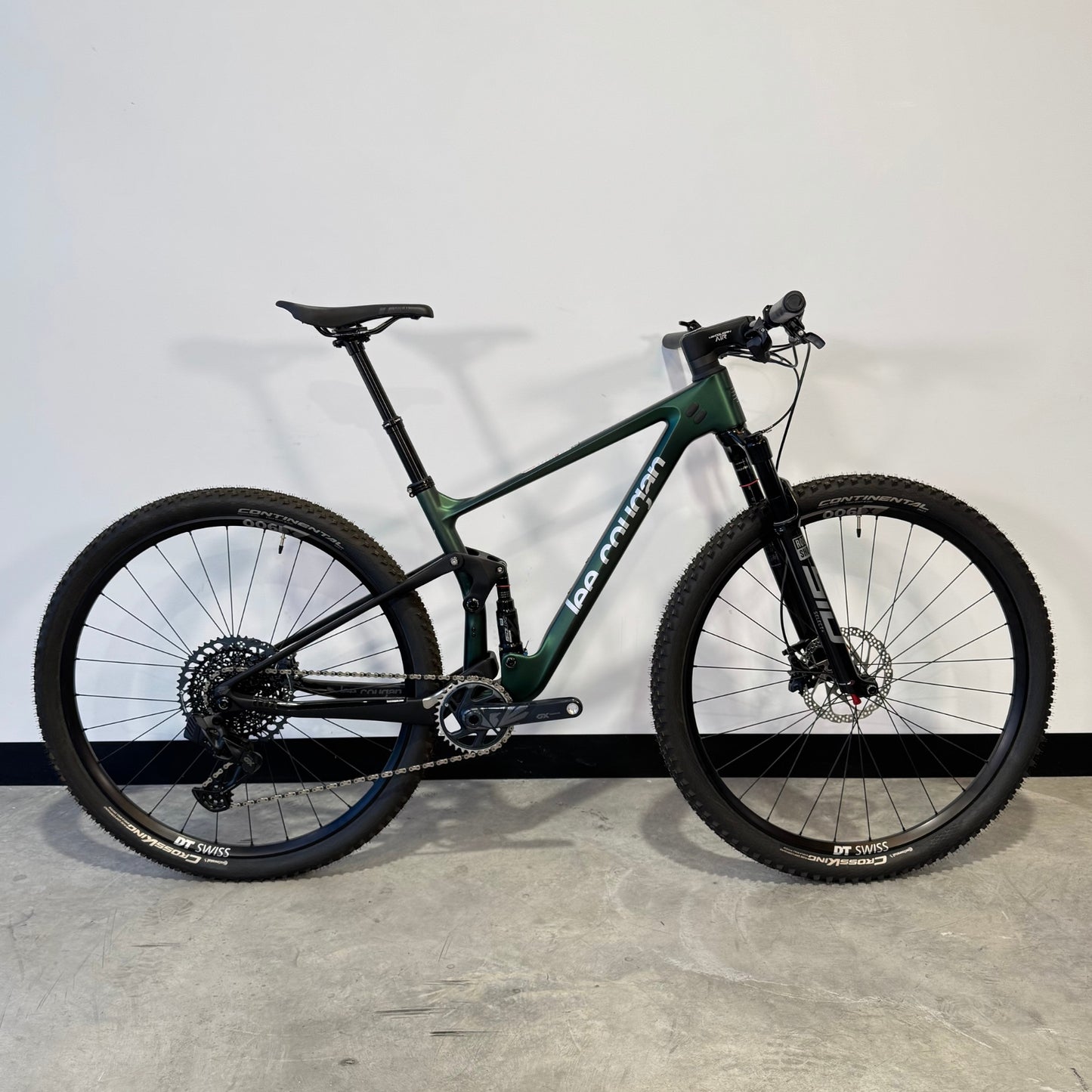 Lee Cougan Crossfire 428 Carbon Green M 22CX-A-1071