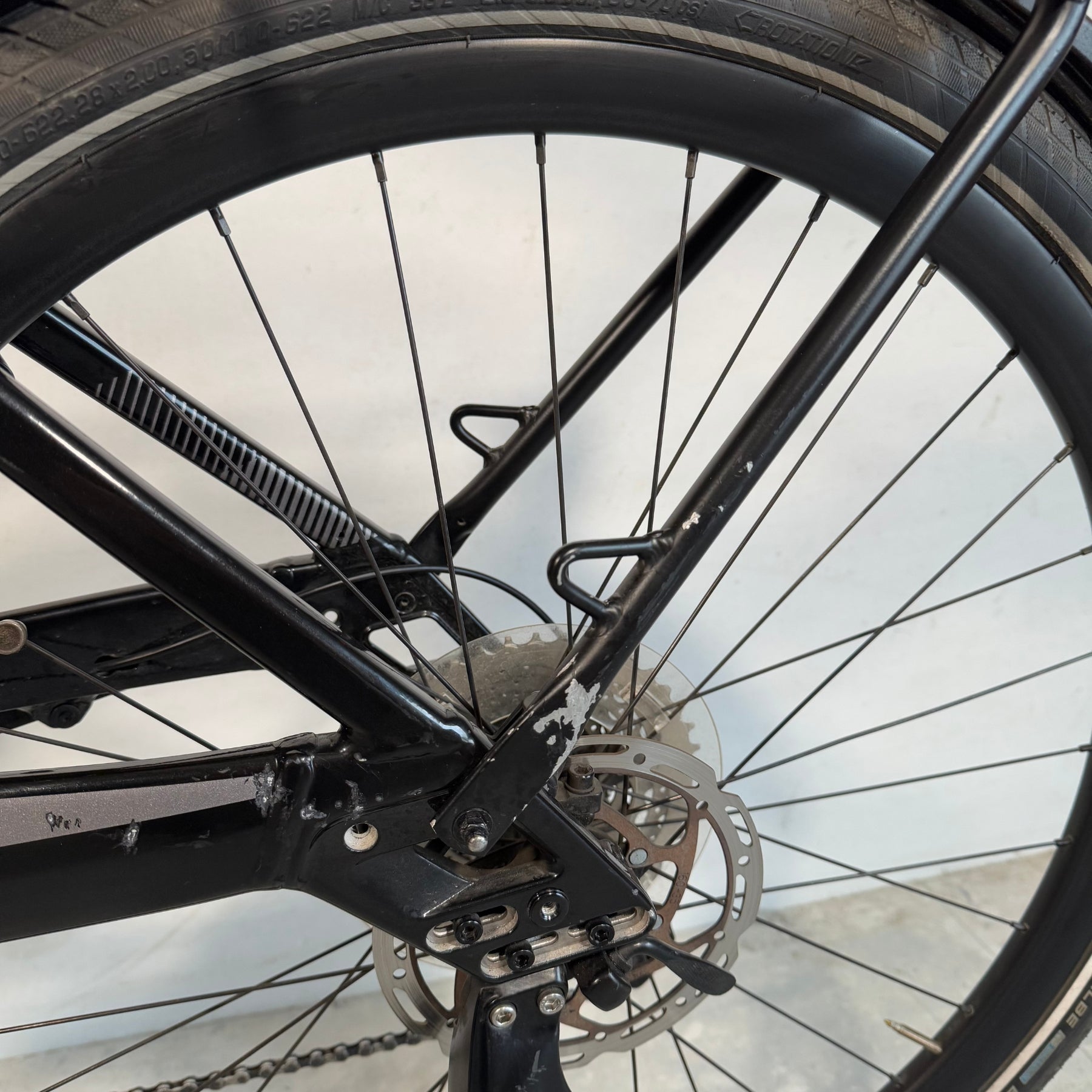 Cannondale Mavaro Neo 5+ Black Pearl M RA80957 Detalle Tirante