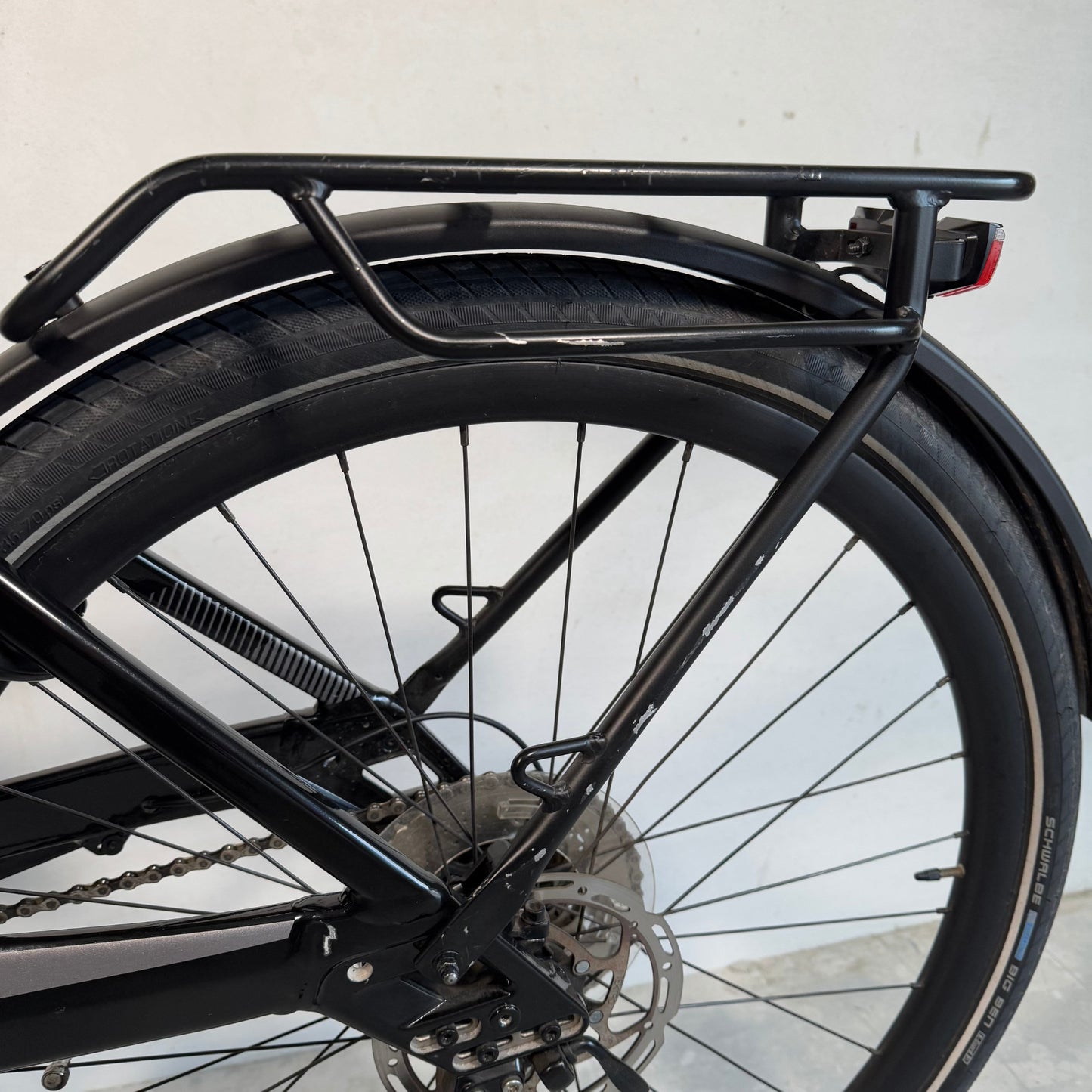 Cannondale Mavaro Neo 5+ Black Pearl M RA81140 Detalle Porta Bultos