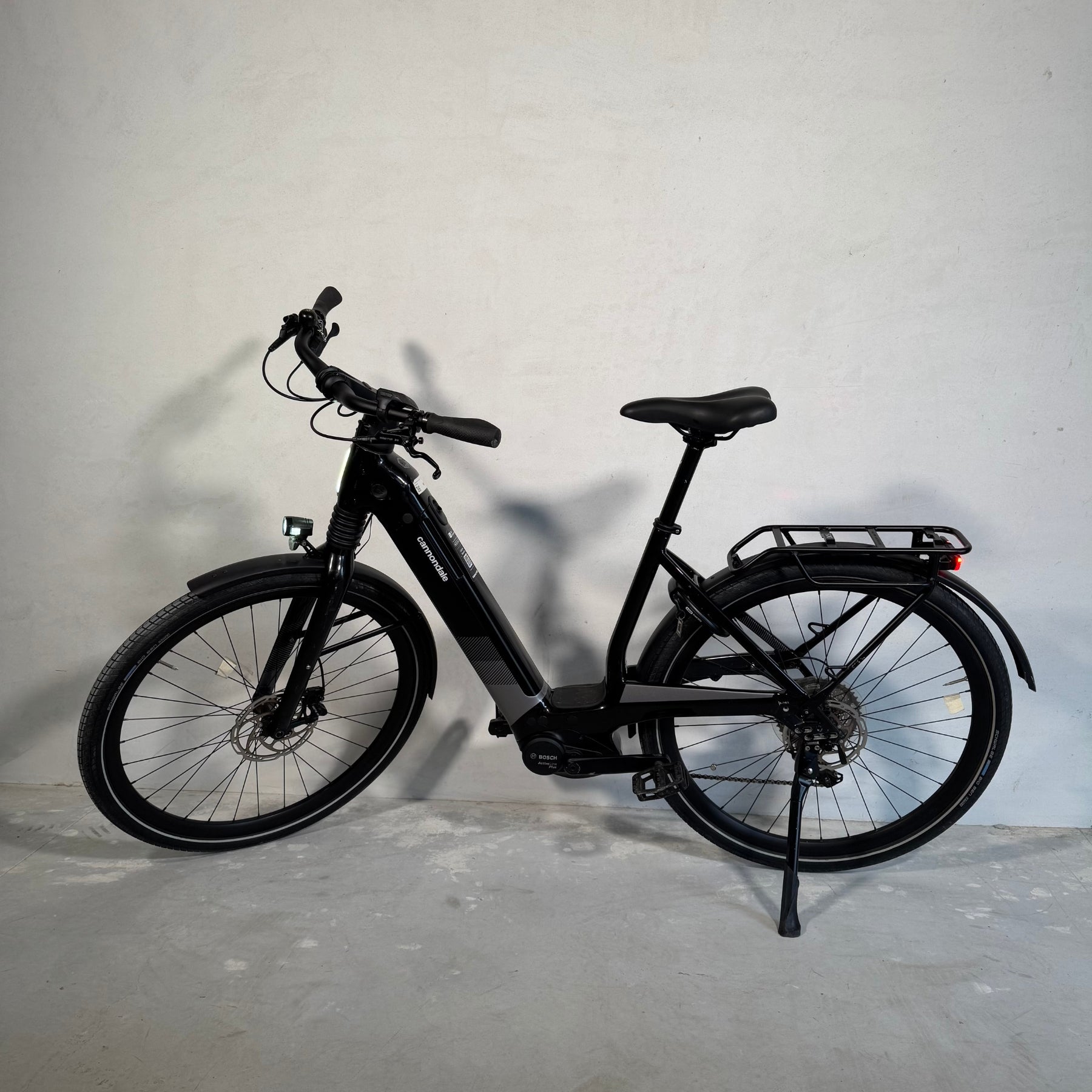 Cannondale Mavaro Neo 5+ Black Pearl M (RA81046)