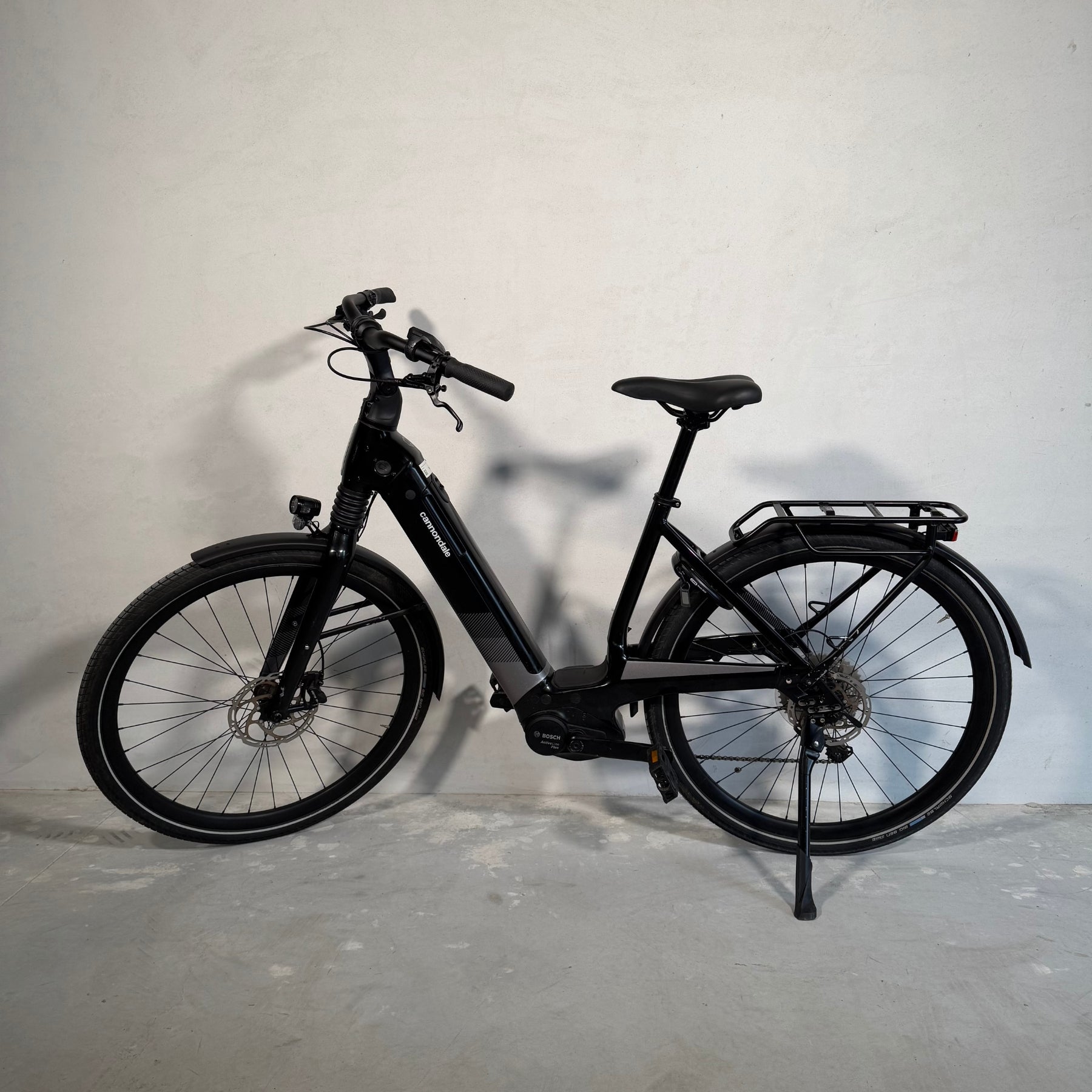 Cannondale Mavaro Neo 5+ Black Pearl (MD) RA82842 