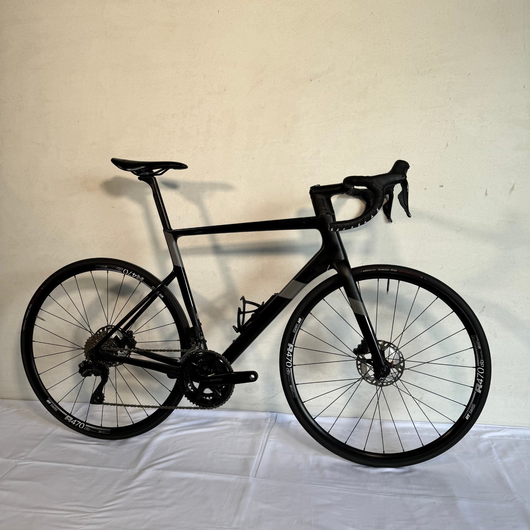 Cannondale Supersix EVO Carbon Disc 105 Di2 Black 56 TD36270 Detalle 