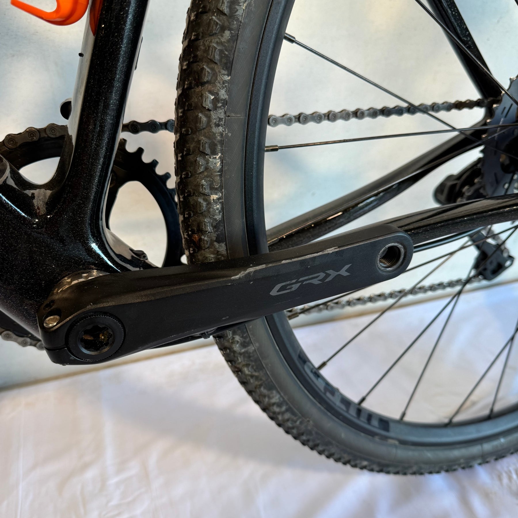 Cannondale Topstone Carbon 2 Lefty Gold Dust L KA27144 Detalle Biela