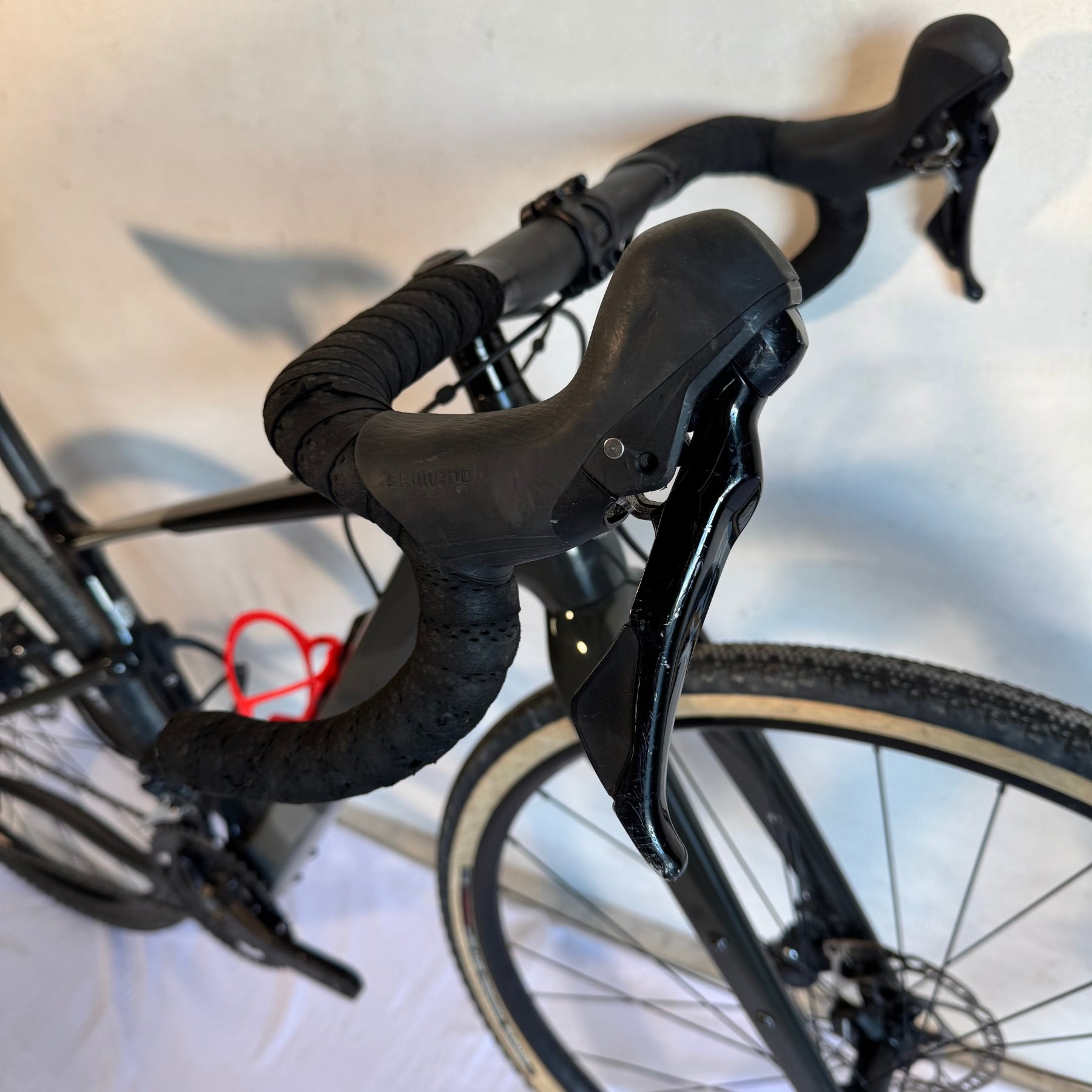 Cannondale Topstone Carbon 3 Smoke Black XS TD31607 Detalle Manetas