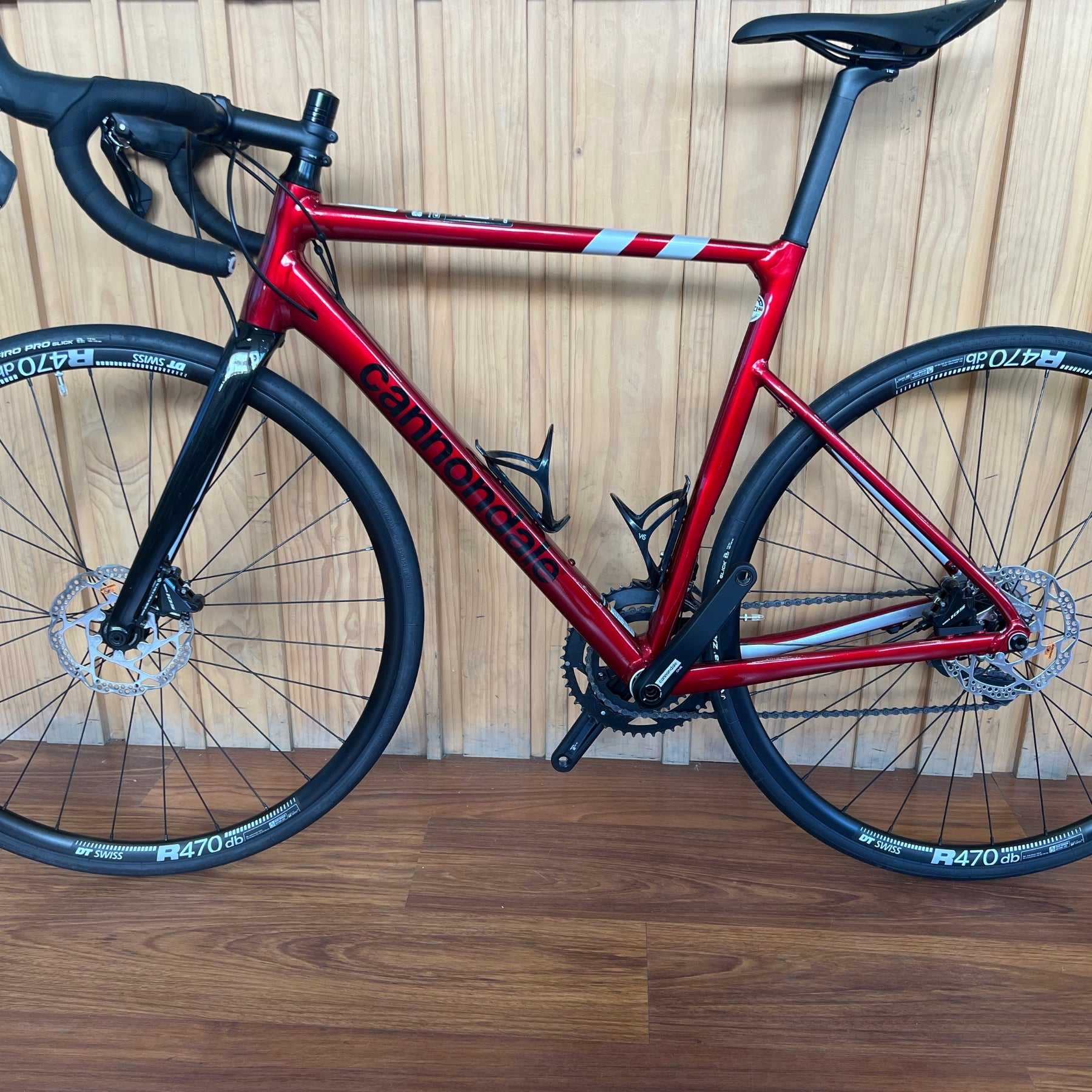 Detalle Cannondale CAAD13 105 Candy Red 54 HA40449