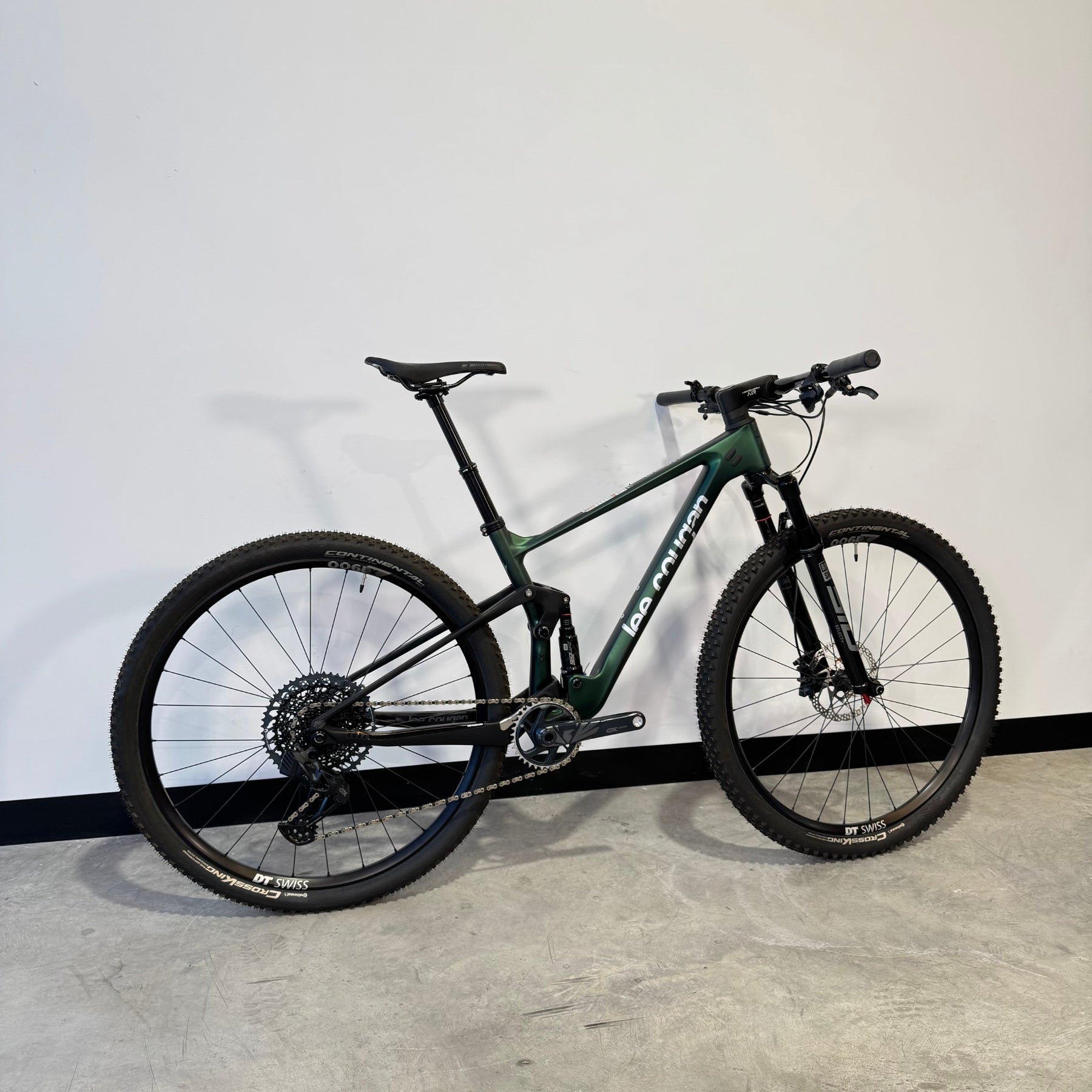 Lee Cougan Crossfire 428 Carbon Green M (22CX-A-1071)