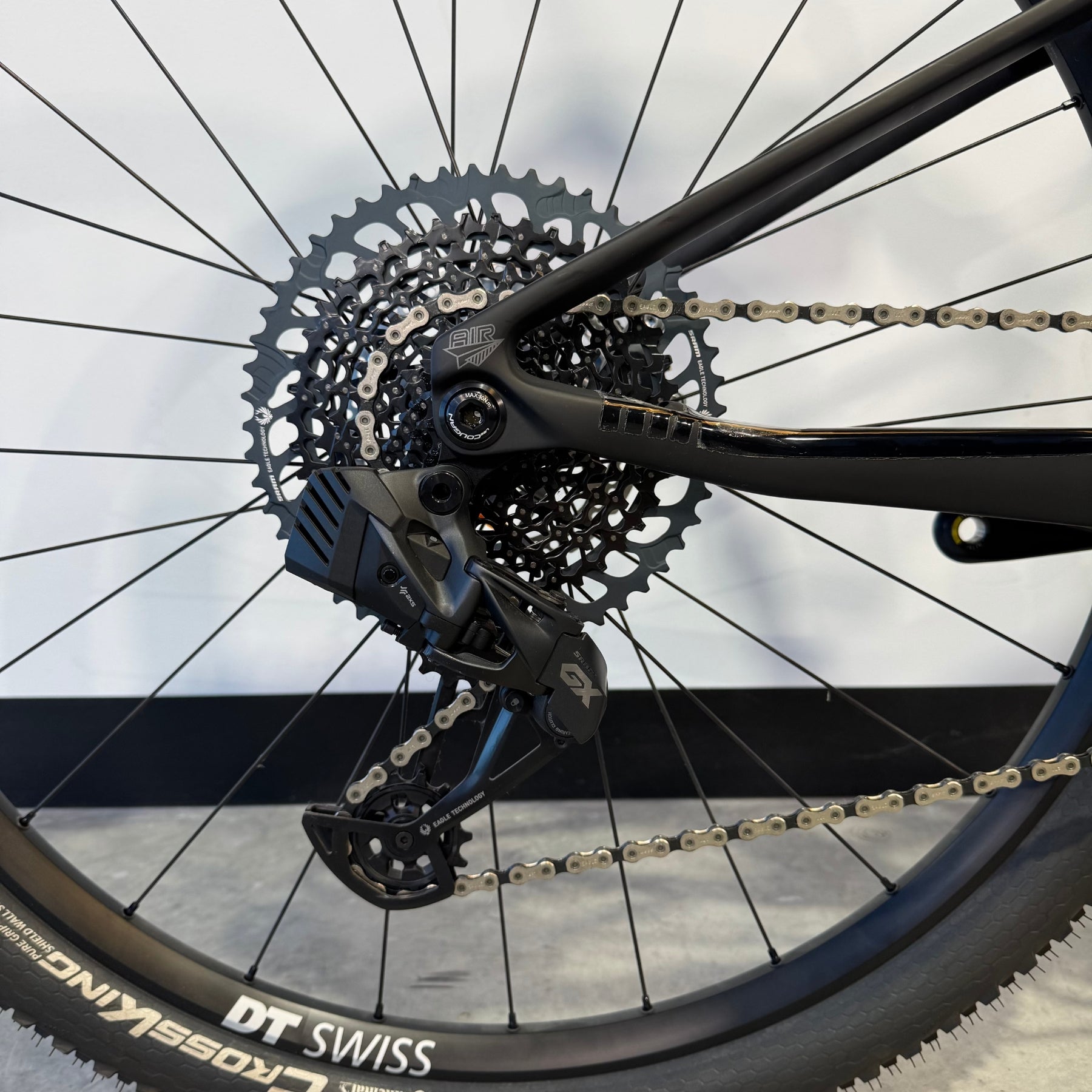 Lee Cougan Crossfire 428 Carbon Green M (22CX-A-1071). Detalle Desviador