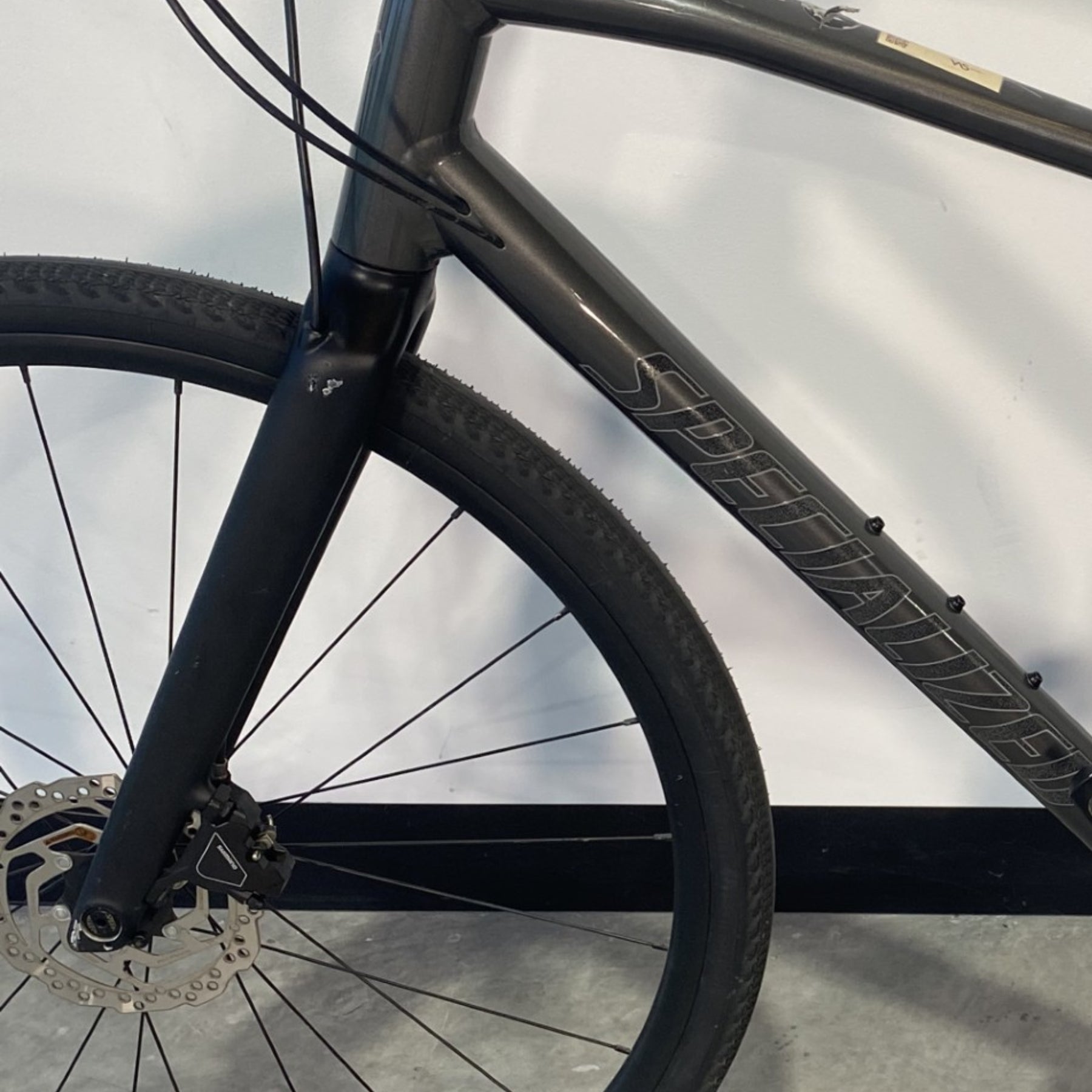Specialized Sirrus X 4.0 Gloss Smoke- Cool Grey M WSBC024074641R Detalle Horquilla