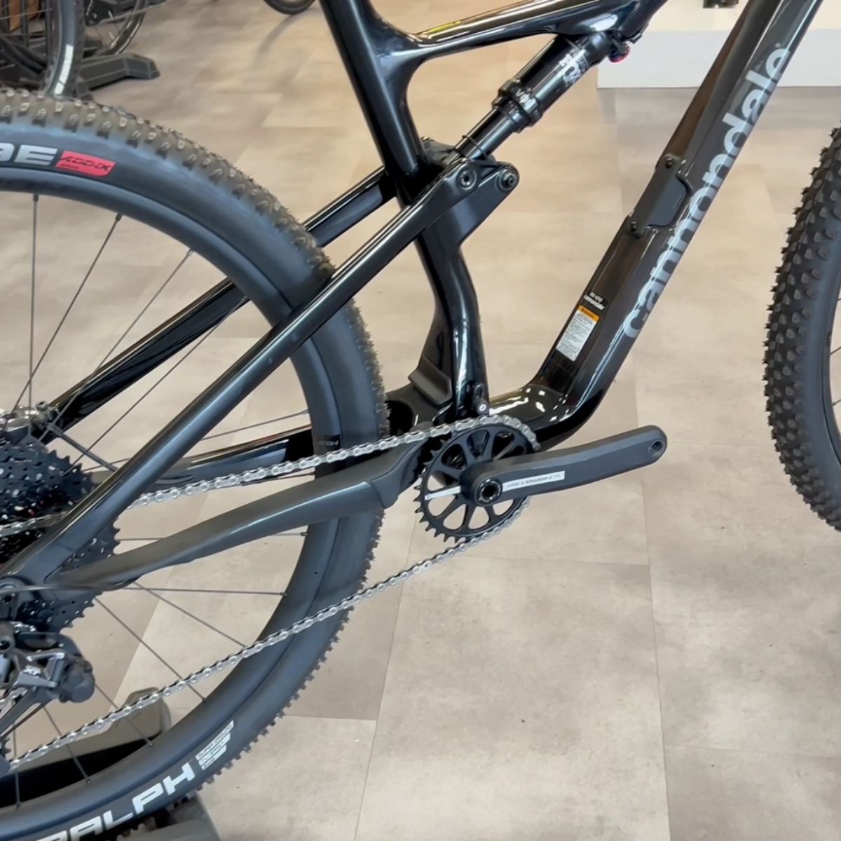 Cargar vídeo: Cannondale Scalpel Carbon 2